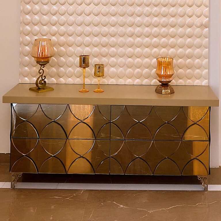 ELLIPTICAL PATTERNED TABLE